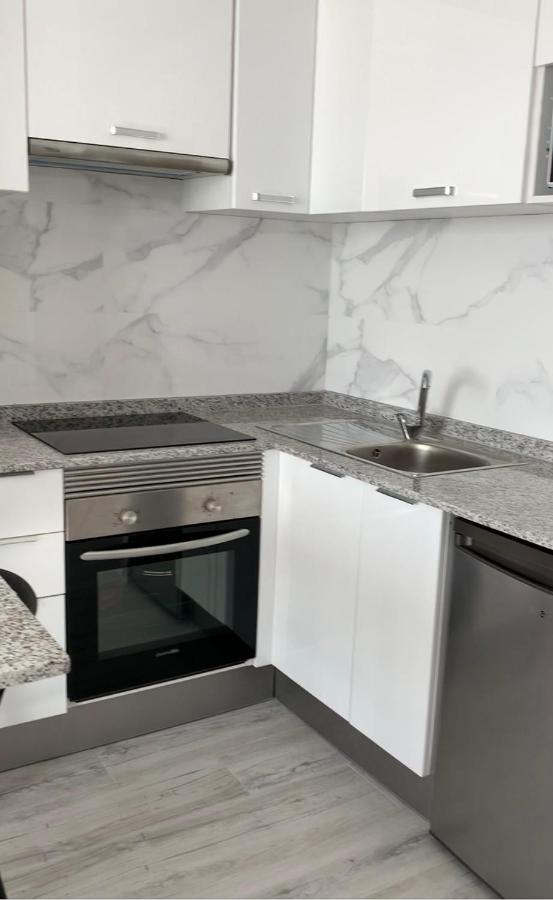 Apartment De Benidorm, Playa Poniente, Espana
